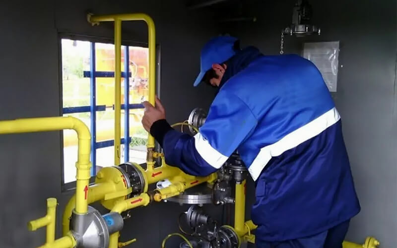 Монтаж внутреннего газопровода